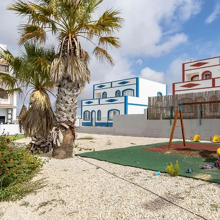 3 Minutes To The Beach, 2 Bedroom Amazing With Balcony, Bbq Grill And Pool 公寓 萨格里什