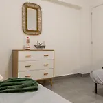 דירה 3 Minutes To The Beach, 2 Bedroom Amazing With Balcony, Bbq Grill And Pool *
