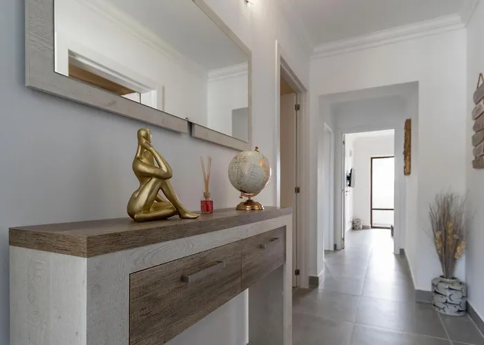3 Minutes To The Beach, 2 Bedroom Amazing With Balcony, Bbq Grill And Pool Sagres
