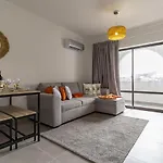 3 Minutes To The Beach, 2 Bedroom Amazing With Balcony, Bbq Grill And Pool アパート